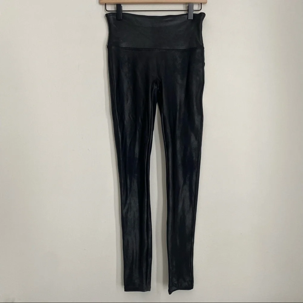 SPANX | NWT black faux leather legging size M